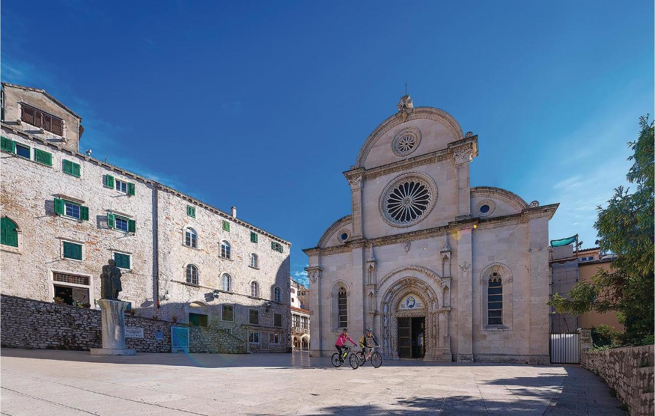 Lovely Home In Sibenik-Brodarica With Kitchen Donje Polje Экстерьер фото